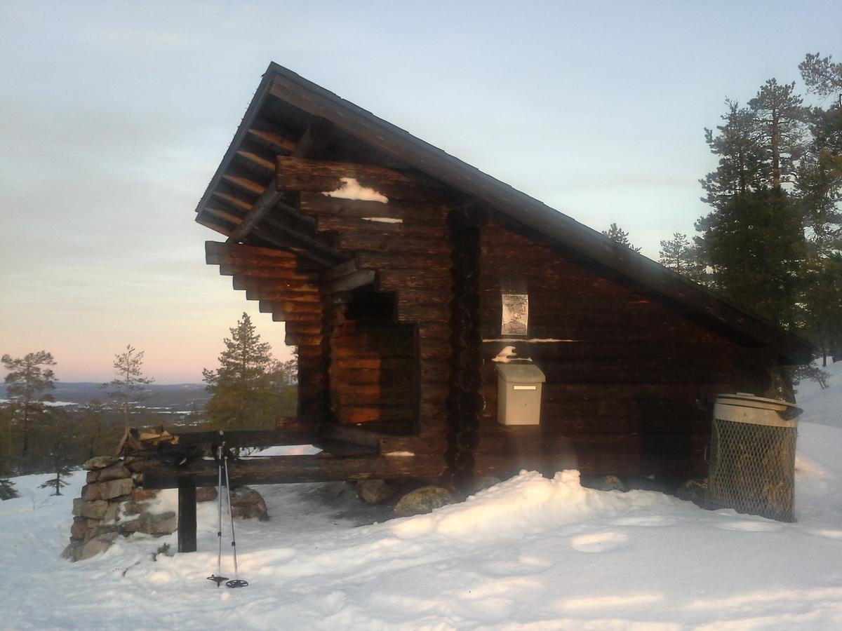 Vipati Cottage Ylitornio Extérieur photo